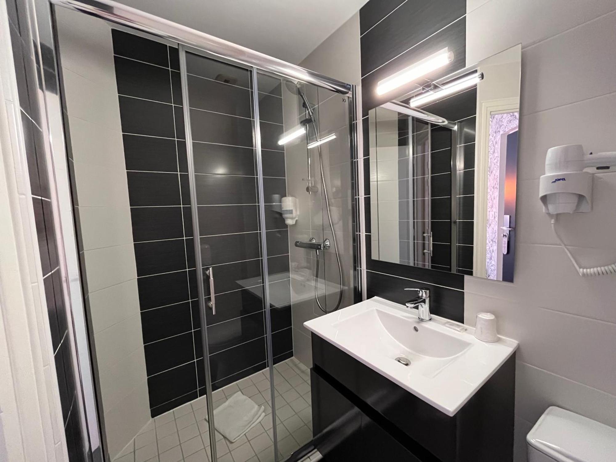 Hotel Le Keroman Lorient Eksteriør billede